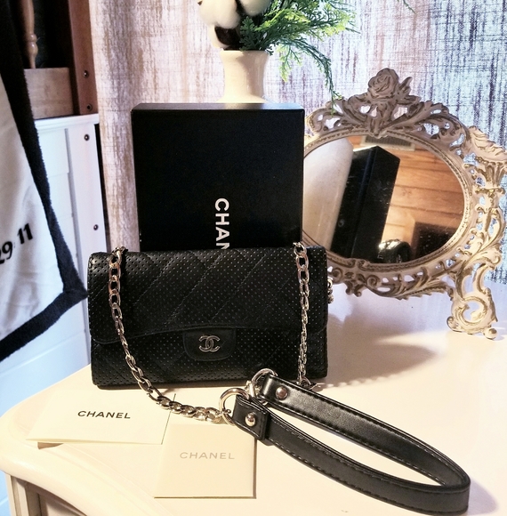 SOLD Chanel Maltesse Long Wallet - Picture 8 of 8